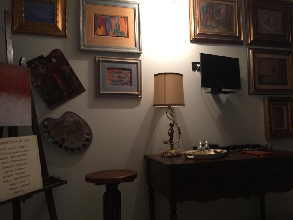 B&B A Casa Dell'Antiquario San Benedetto Po Kamer foto