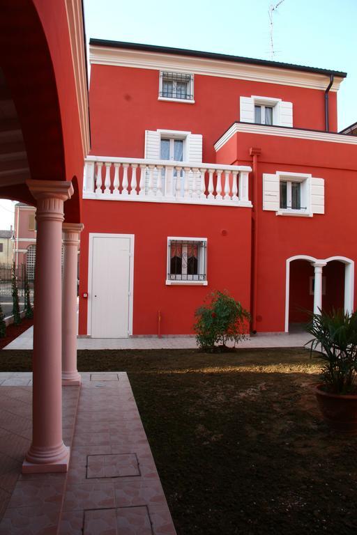 B&B A Casa Dell'Antiquario San Benedetto Po Buitenkant foto