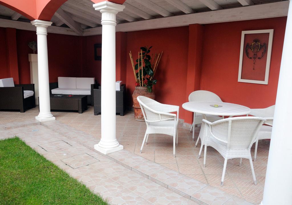 B&B A Casa Dell'Antiquario San Benedetto Po Buitenkant foto