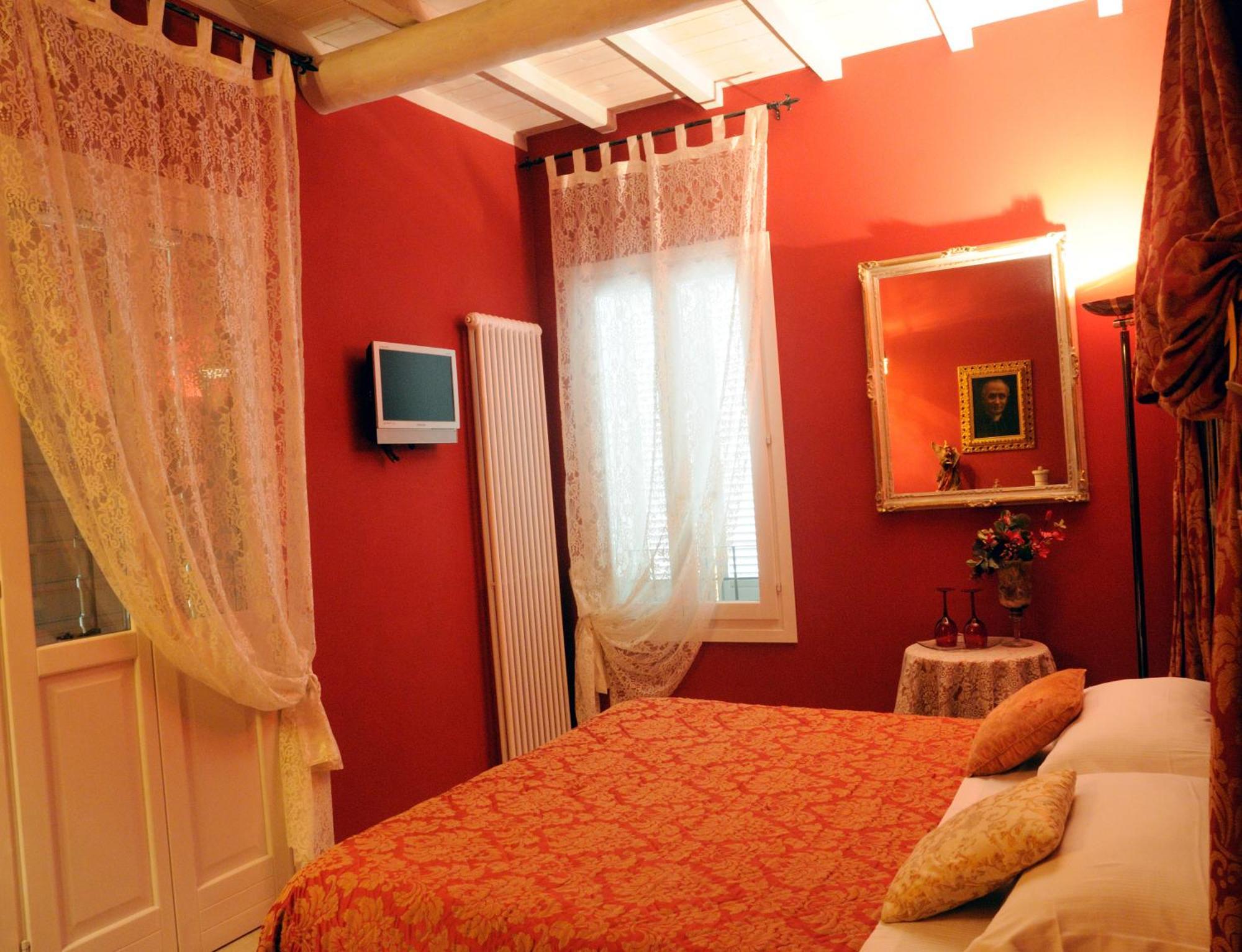 B&B A Casa Dell'Antiquario San Benedetto Po Buitenkant foto
