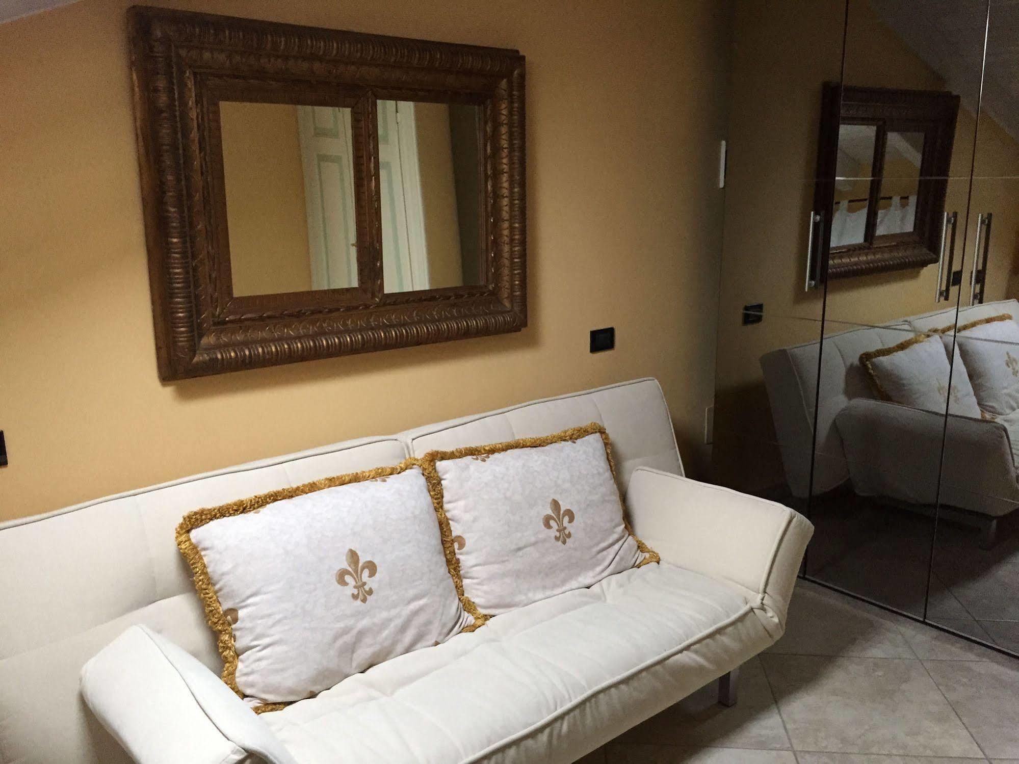 B&B A Casa Dell'Antiquario San Benedetto Po Buitenkant foto